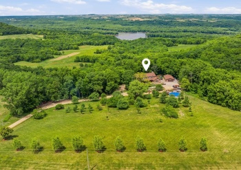 1763 St Catherine, BELLEVUE, Iowa 52031, 6 Bedrooms Bedrooms, ,4 BathroomsBathrooms,House,For Sale,St Catherine,202604989