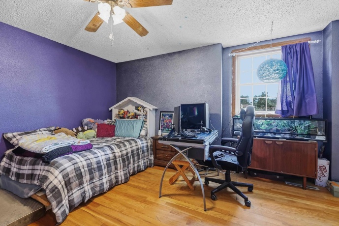 1763 St Catherine, BELLEVUE, Iowa 52031, 6 Bedrooms Bedrooms, ,4 BathroomsBathrooms,House,For Sale,St Catherine,202604989