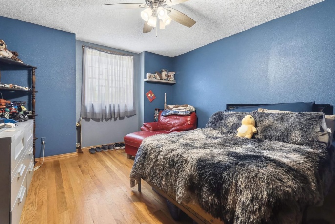 1763 St Catherine, BELLEVUE, Iowa 52031, 6 Bedrooms Bedrooms, ,4 BathroomsBathrooms,House,For Sale,St Catherine,202604989