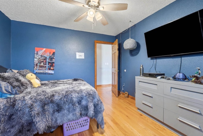 1763 St Catherine, BELLEVUE, Iowa 52031, 6 Bedrooms Bedrooms, ,4 BathroomsBathrooms,House,For Sale,St Catherine,202604989