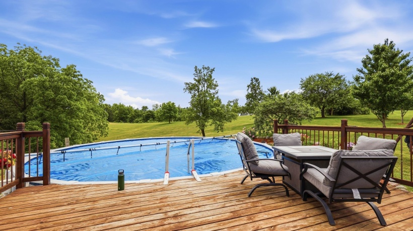 1763 St Catherine, BELLEVUE, Iowa 52031, 6 Bedrooms Bedrooms, ,4 BathroomsBathrooms,House,For Sale,St Catherine,202604989