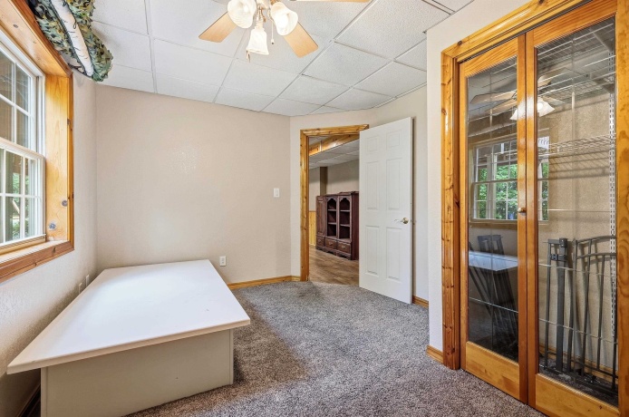 1763 St Catherine, BELLEVUE, Iowa 52031, 6 Bedrooms Bedrooms, ,4 BathroomsBathrooms,House,For Sale,St Catherine,202604989