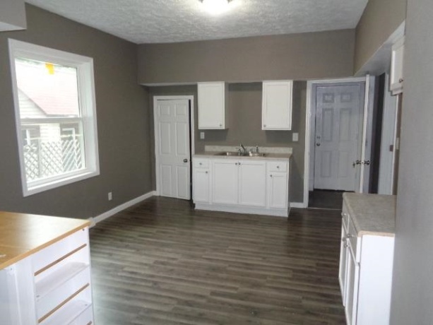 1619 Charles, ROCKFORD, Illinois 61104, ,2 Units,For Sale,Charles,202604991