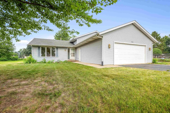 3736 Modesto, ROCKFORD, Illinois 61114, 3 Bedrooms Bedrooms, ,2 BathroomsBathrooms,House,For Sale,Modesto,202604594