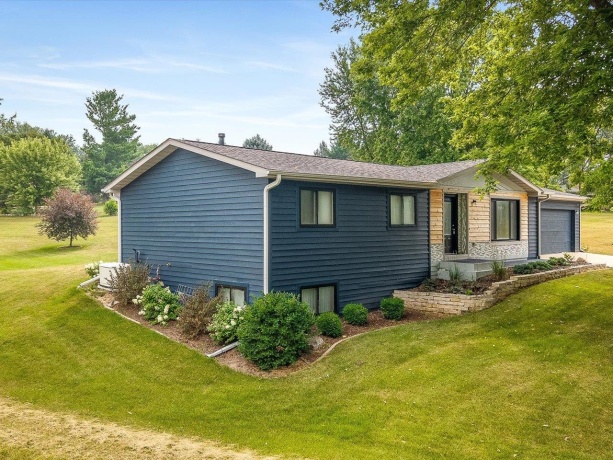 336 Forestcliff, LAKE SUMMERSET, Illinois 61019, 3 Bedrooms Bedrooms, ,2 BathroomsBathrooms,House,For Sale,Forestcliff,202604654