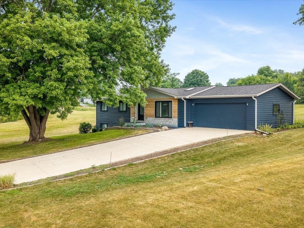 336 Forestcliff, LAKE SUMMERSET, Illinois 61019, 3 Bedrooms Bedrooms, ,2 BathroomsBathrooms,House,For Sale,Forestcliff,202604654