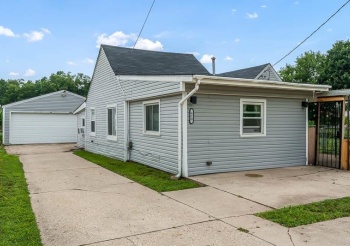 610 Clark, SOUTH BELOIT, Illinois 61080, 2 Bedrooms Bedrooms, ,1 BathroomBathrooms,House,For Sale,Clark,202604992