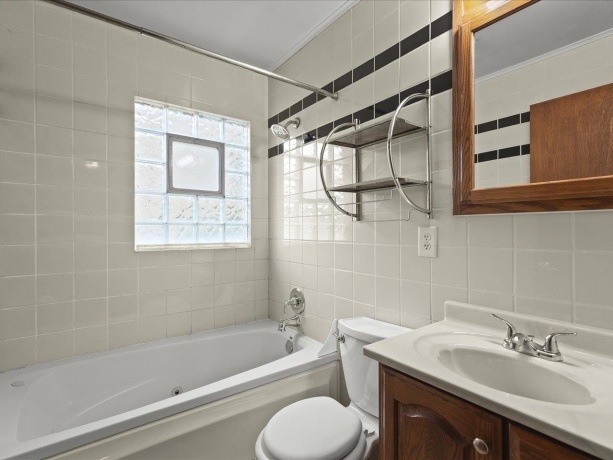 1407 Vassar, ROCKFORD, Illinois 61103, 3 Bedrooms Bedrooms, ,1 BathroomBathrooms,House,For Sale,Vassar,202604993