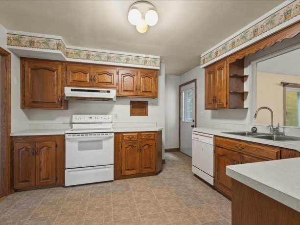 1407 Vassar, ROCKFORD, Illinois 61103, 3 Bedrooms Bedrooms, ,1 BathroomBathrooms,House,For Sale,Vassar,202604993