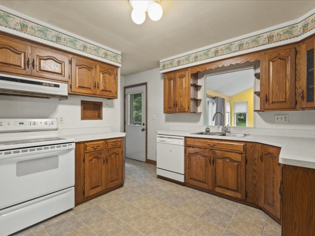 1407 Vassar, ROCKFORD, Illinois 61103, 3 Bedrooms Bedrooms, ,1 BathroomBathrooms,House,For Sale,Vassar,202604993