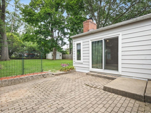 1407 Vassar, ROCKFORD, Illinois 61103, 3 Bedrooms Bedrooms, ,1 BathroomBathrooms,House,For Sale,Vassar,202604993