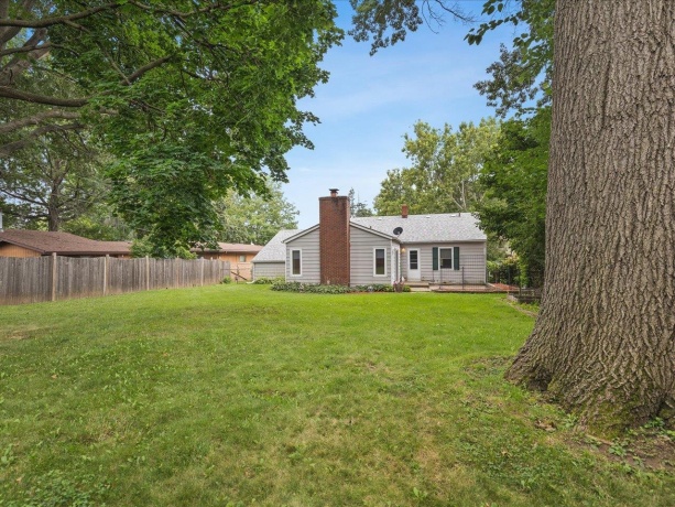 1407 Vassar, ROCKFORD, Illinois 61103, 3 Bedrooms Bedrooms, ,1 BathroomBathrooms,House,For Sale,Vassar,202604993