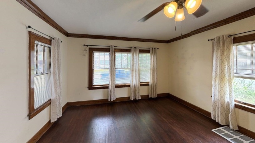 1119 17th, ROCKFORD, Illinois 61104, 3 Bedrooms Bedrooms, ,1 BathroomBathrooms,House,For Sale,17th,202604994