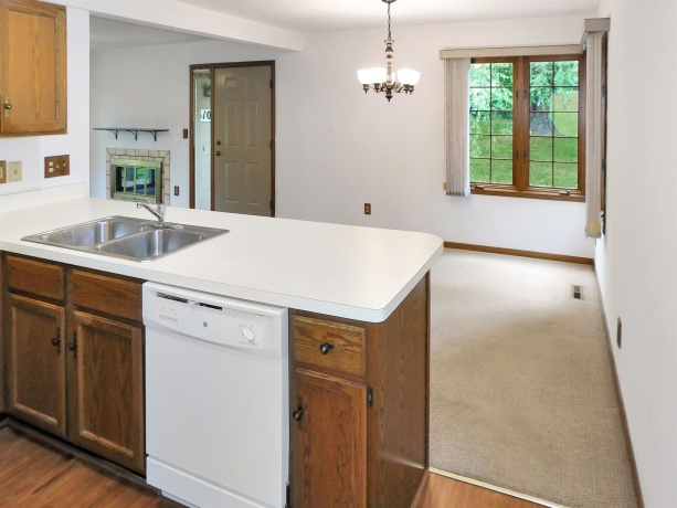 6106 Garrett, ROCKFORD, Illinois 61107, 2 Bedrooms Bedrooms, ,1 BathroomBathrooms,Condominium,For Sale,Garrett,202604998