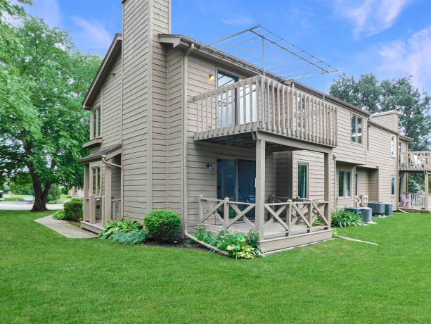 6106 Garrett, ROCKFORD, Illinois 61107, 2 Bedrooms Bedrooms, ,1 BathroomBathrooms,Condominium,For Sale,Garrett,202604998