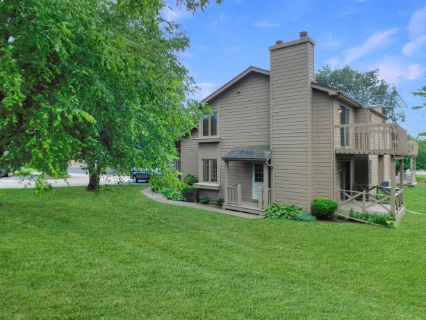 6106 Garrett, ROCKFORD, Illinois 61107, 2 Bedrooms Bedrooms, ,1 BathroomBathrooms,Condominium,For Sale,Garrett,202604998