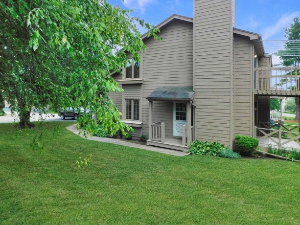 6106 Garrett, ROCKFORD, Illinois 61107, 2 Bedrooms Bedrooms, ,1 BathroomBathrooms,Condominium,For Sale,Garrett,202604998