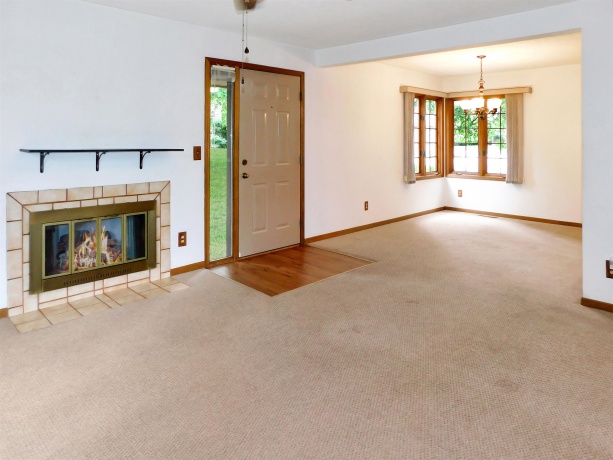 6106 Garrett, ROCKFORD, Illinois 61107, 2 Bedrooms Bedrooms, ,1 BathroomBathrooms,Condominium,For Sale,Garrett,202604998