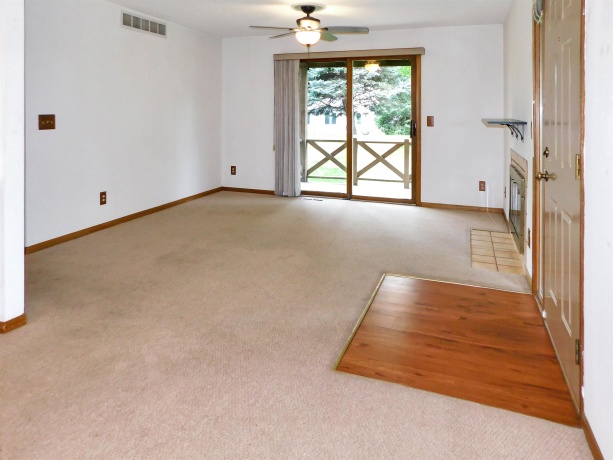 6106 Garrett, ROCKFORD, Illinois 61107, 2 Bedrooms Bedrooms, ,1 BathroomBathrooms,Condominium,For Sale,Garrett,202604998