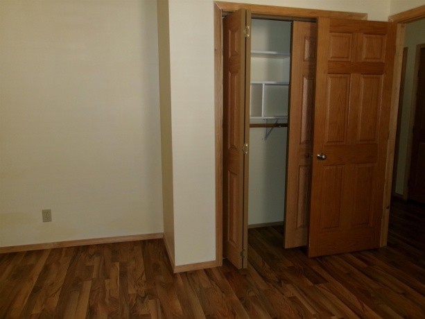1117 Hennepin, LaSalle, Illinois 61301, 3 Bedrooms Bedrooms, ,2 BathroomsBathrooms,House,For Sale,Hennepin,202603018