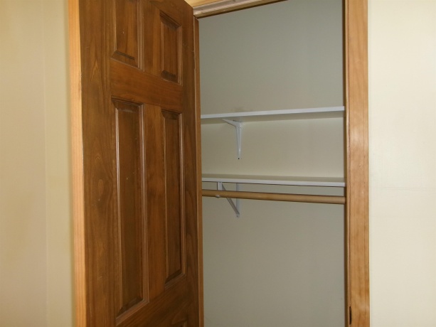1117 Hennepin, LaSalle, Illinois 61301, 3 Bedrooms Bedrooms, ,2 BathroomsBathrooms,House,For Sale,Hennepin,202603018