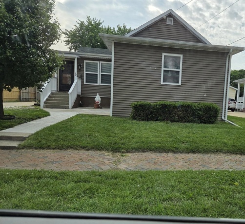 1117 Hennepin, LaSalle, Illinois 61301, 3 Bedrooms Bedrooms, ,2 BathroomsBathrooms,House,For Sale,Hennepin,202603018