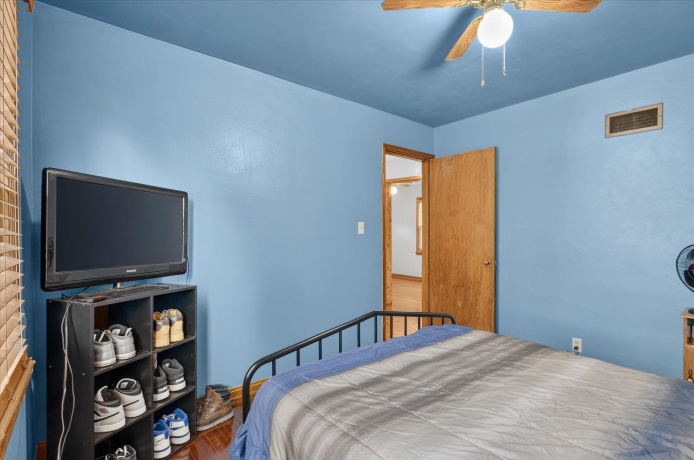 961 Jefferson, FREEPORT, Illinois 61032, 2 Bedrooms Bedrooms, ,1 BathroomBathrooms,House,For Sale,Jefferson,202604999
