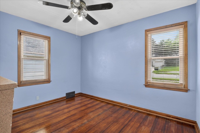 961 Jefferson, FREEPORT, Illinois 61032, 2 Bedrooms Bedrooms, ,1 BathroomBathrooms,House,For Sale,Jefferson,202604999