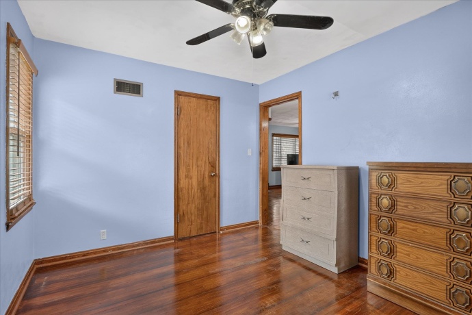 961 Jefferson, FREEPORT, Illinois 61032, 2 Bedrooms Bedrooms, ,1 BathroomBathrooms,House,For Sale,Jefferson,202604999