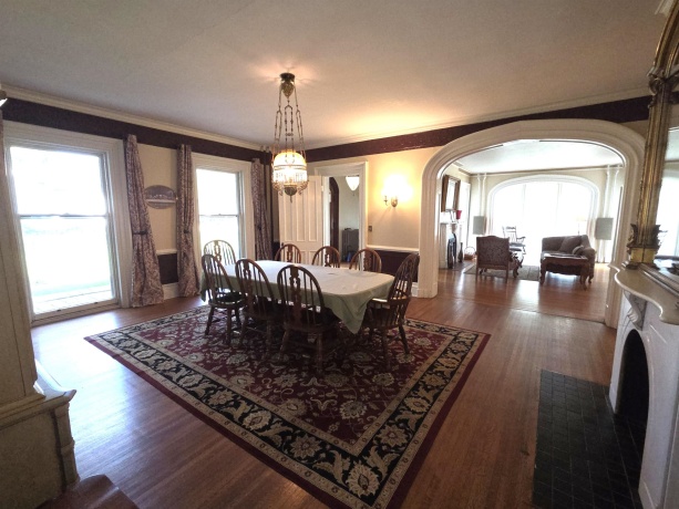 425 LINCOLN, BELVIDERE, Illinois 61008, 6 Bedrooms Bedrooms, ,3 BathroomsBathrooms,House,For Sale,LINCOLN,202605004