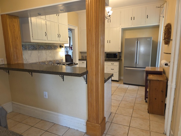 425 LINCOLN, BELVIDERE, Illinois 61008, 6 Bedrooms Bedrooms, ,3 BathroomsBathrooms,House,For Sale,LINCOLN,202605004
