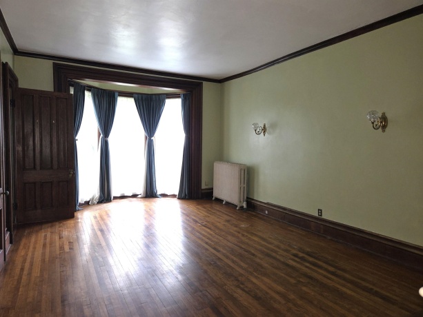 425 LINCOLN, BELVIDERE, Illinois 61008, 6 Bedrooms Bedrooms, ,3 BathroomsBathrooms,House,For Sale,LINCOLN,202605004