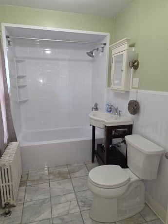 425 LINCOLN, BELVIDERE, Illinois 61008, 6 Bedrooms Bedrooms, ,3 BathroomsBathrooms,House,For Sale,LINCOLN,202605004