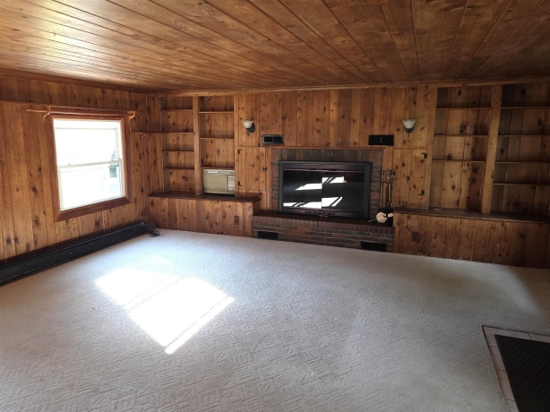 425 LINCOLN, BELVIDERE, Illinois 61008, 6 Bedrooms Bedrooms, ,3 BathroomsBathrooms,House,For Sale,LINCOLN,202605004
