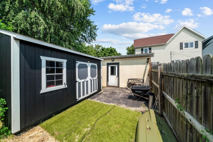 240 Peru, PAW PAW, Illinois 61353, 4 Bedrooms Bedrooms, ,2 BathroomsBathrooms,House,For Sale,Peru,202605005