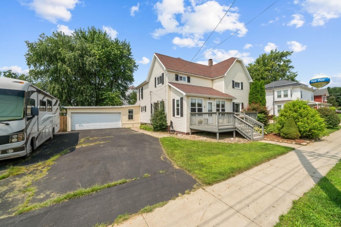240 Peru, PAW PAW, Illinois 61353, 4 Bedrooms Bedrooms, ,2 BathroomsBathrooms,House,For Sale,Peru,202605005