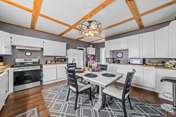 240 Peru, PAW PAW, Illinois 61353, 4 Bedrooms Bedrooms, ,2 BathroomsBathrooms,House,For Sale,Peru,202605005