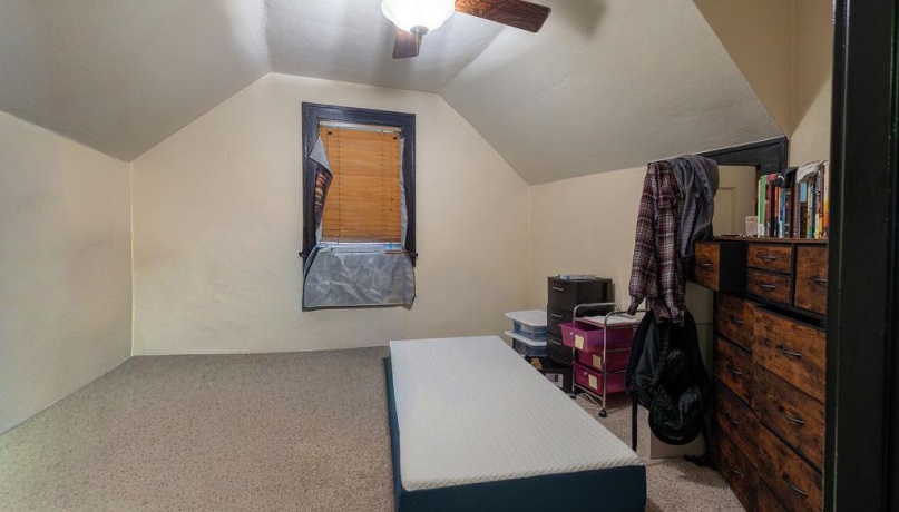 5009 2nd, LOVES PARK, Illinois 61111, ,2 Units,For Sale,2nd,202605009