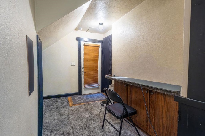 5009 2nd, LOVES PARK, Illinois 61111, ,2 Units,For Sale,2nd,202605009