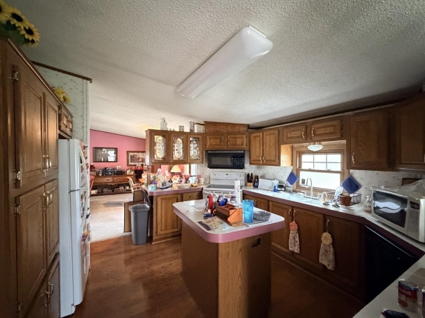 8616 Summerwood, ROSCOE, Illinois 61073, 3 Bedrooms Bedrooms, ,2 BathroomsBathrooms,House,For Sale,Summerwood,202605010