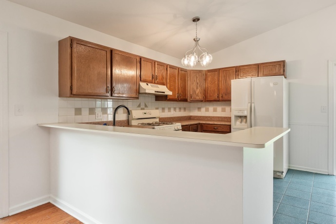 571 Newport, ISLAND LAKE, Illinois 60042, 3 Bedrooms Bedrooms, ,1 BathroomBathrooms,House,For Sale,Newport,202605013