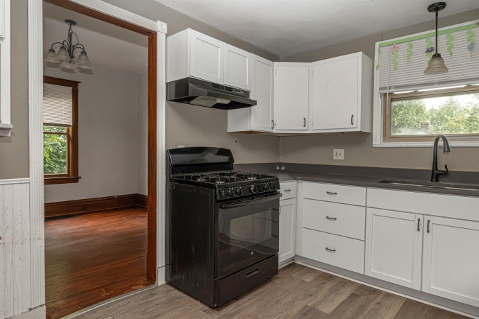 1312 Blaisdell, ROCKFORD, Illinois 61101, 3 Bedrooms Bedrooms, ,1 BathroomBathrooms,House,For Sale,Blaisdell,202605014