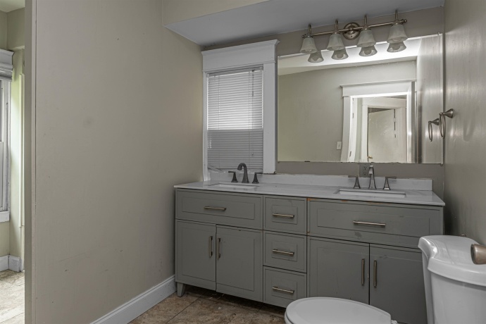 1312 Blaisdell, ROCKFORD, Illinois 61101, 3 Bedrooms Bedrooms, ,1 BathroomBathrooms,House,For Sale,Blaisdell,202605014