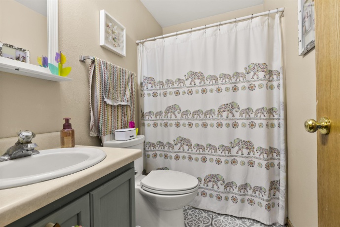 10971 DIXON PINES, MACHESNEY PARK, Illinois 61115, 3 Bedrooms Bedrooms, ,2 BathroomsBathrooms,House,For Sale,DIXON PINES,202605015