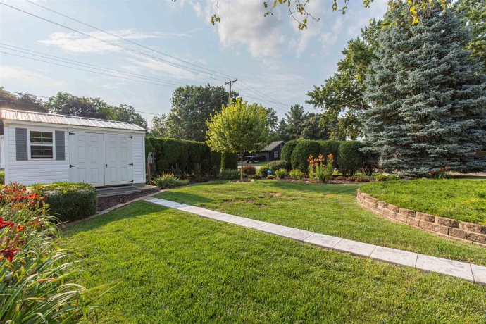 301 9th, MENDOTA, Illinois 61342, 3 Bedrooms Bedrooms, ,1 BathroomBathrooms,House,For Sale,9th,202605016