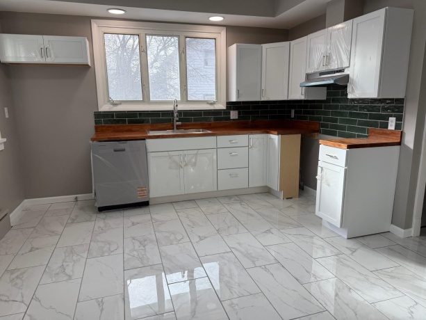 1204 6th, Peru, Illinois 61354, 5 Bedrooms Bedrooms, ,2 BathroomsBathrooms,House,For Sale,6th,202600305