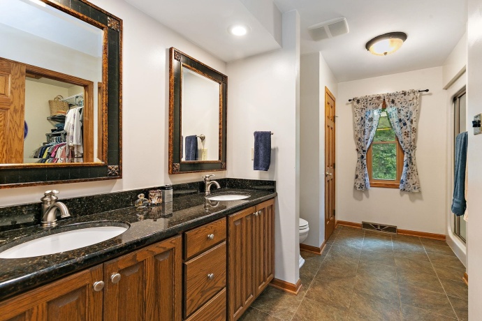 7797 North Gate, ROSCOE, Illinois 61073, 4 Bedrooms Bedrooms, ,2 BathroomsBathrooms,House,For Sale,North Gate,202604953