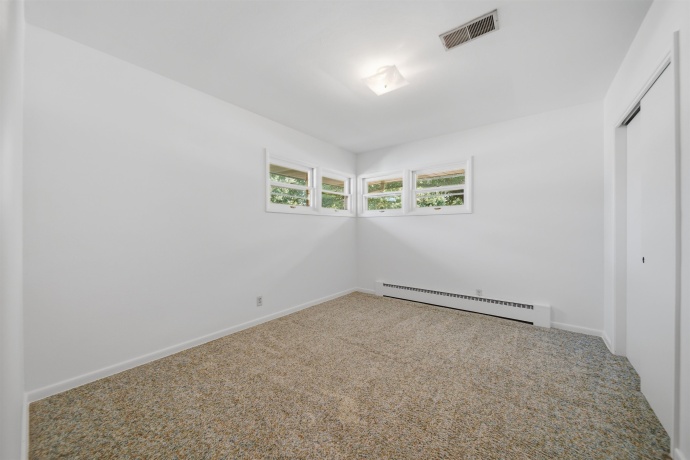 1213 Douglas, DIXON, Illinois 61021, 4 Bedrooms Bedrooms, ,2 BathroomsBathrooms,House,For Sale,Douglas,202605019
