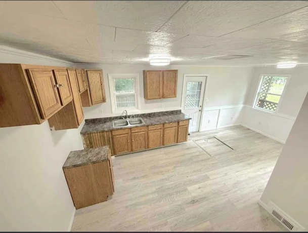 1356 Willard, ROCKFORD, Illinois 61101, 2 Bedrooms Bedrooms, ,1 BathroomBathrooms,House,For Sale,Willard,202605024