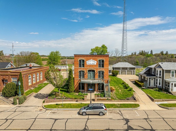 210 High, ORANGEVILLE, Illinois 61060, 7 Bedrooms Bedrooms, ,3 BathroomsBathrooms,House,For Sale,High,202605026
